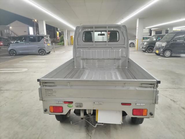 ＮＴ１００クリッパートラック 　４ＷＤ　オートマ　ＡＴ（8枚目）