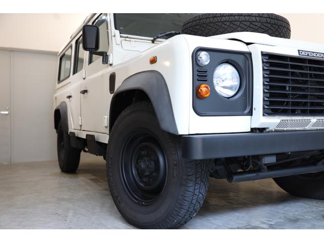ランドローバー ディフェンダー １１０ オートマ 698 0万円 平成16年 04年 東京都 中古車 価格 Com