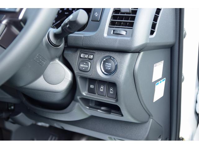 スーパーGL ダークプライムII 新車未登録 4WDパッケージ アルミホイール ブロックタイヤ バンパーガード アゲ系カスタム 寒冷地仕様 ミラーヒーター付き フルオプション フロアマット フラットベッドキット 車中泊 キャンプ(33枚目)