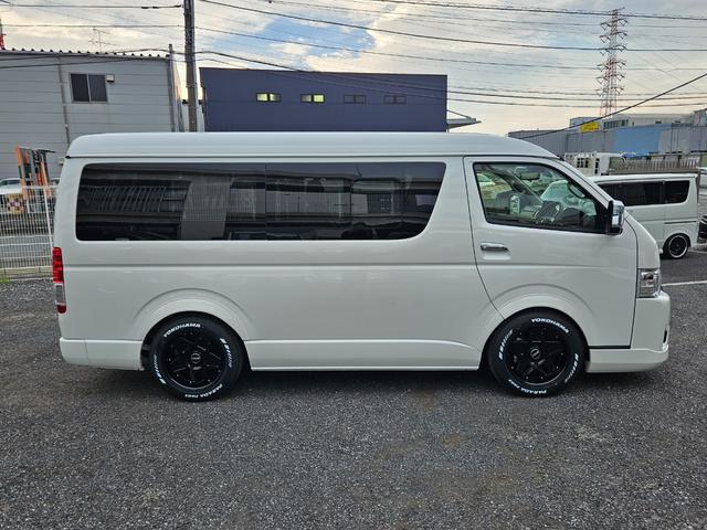 ハイエースワゴン ＧＬ　ベッドキット架装　ＢＩＧ－Ｘシンプルモデル　ＥＴＣ　シートカバー　ＥＳＳＥＸフロントスポイラーｖｅｒ４　ＥＳＳＥＸアルミホイール　ＥＮＣＳ－１７インチ（ブラック／リムブラック）（4枚目）