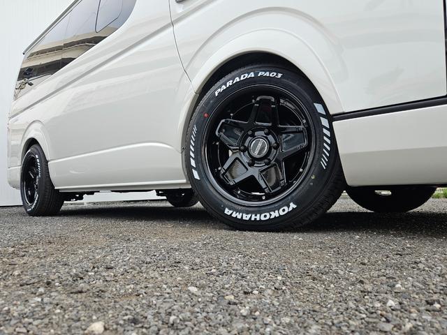 ハイエースワゴン ＧＬ　ベッドキット架装　ＢＩＧ－Ｘシンプルモデル　ＥＴＣ　シートカバー　ＥＳＳＥＸフロントスポイラーｖｅｒ４　ＥＳＳＥＸアルミホイール　ＥＮＣＳ－１７インチ（ブラック／リムブラック）（15枚目）