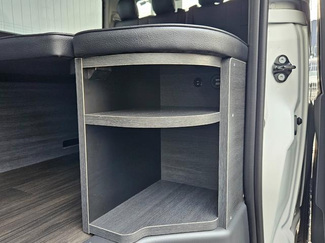 ハイエースワゴン ＧＬ　ベッドキット架装　ＢＩＧ－Ｘシンプルモデル　ＥＴＣ　シートカバー　ＥＳＳＥＸフロントスポイラーｖｅｒ４　ＥＳＳＥＸアルミホイール　ＥＮＣＳ－１７インチ（ブラック／リムブラック）（39枚目）