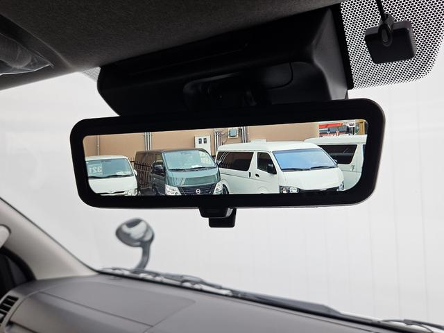 ハイエースワゴン ＧＬ　ベッドキット架装　ＢＩＧ－Ｘシンプルモデル　ＥＴＣ　シートカバー　ＥＳＳＥＸフロントスポイラーｖｅｒ４　ＥＳＳＥＸアルミホイール　ＥＮＣＳ－１７インチ（ブラック／リムブラック）（59枚目）