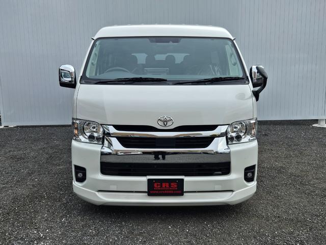 ハイエースワゴン ＧＬ　ベッドキット架装（ＴＲＥＫシート換装）ＢＩＧ－Ｘシンプルモデル　ＥＴＣ　シートカバー　ＥＳＳＥＸフロントスポイラーｖｅｒ４　ＥＳＳＥＸアルミホイール　ＥＭ－１７インチ（ブラックマシニング）（2枚目）