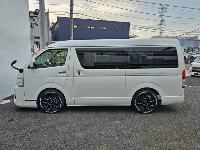 ハイエースワゴン ＧＬ　ベッドキット架装（ＴＲＥＫシート換装）ＢＩＧ－Ｘシンプルモデル　ＥＴＣ　シートカバー　ＥＳＳＥＸフロントスポイラーｖｅｒ４　ＥＳＳＥＸアルミホイール　ＥＭ－１７インチ（ブラックマシニング）（5枚目）