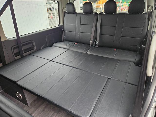 ハイエースワゴン ＧＬ　ベッドキット架装（ＴＲＥＫシート換装）ＢＩＧ－Ｘシンプルモデル　ＥＴＣ　シートカバー　ＥＳＳＥＸフロントスポイラーｖｅｒ４　ＥＳＳＥＸアルミホイール　ＥＭ－１７インチ（ブラックマシニング）（14枚目）