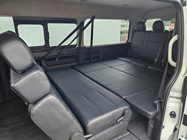 ハイエースワゴン ＧＬ　ベッドキット架装（ＴＲＥＫシート換装）ＢＩＧ－Ｘシンプルモデル　ＥＴＣ　シートカバー　ＥＳＳＥＸフロントスポイラーｖｅｒ４　ＥＳＳＥＸアルミホイール　ＥＭ－１７インチ（ブラックマシニング）（59枚目）