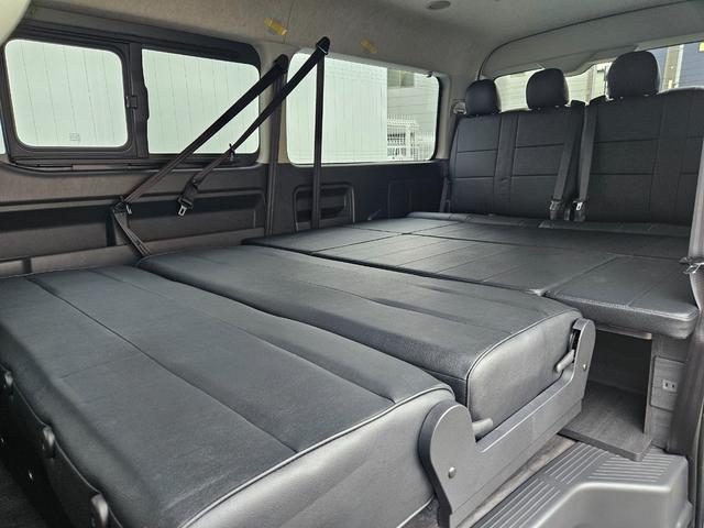 ハイエースワゴン ＧＬ　ベッドキット架装（ＴＲＥＫシート換装）ＢＩＧ－Ｘシンプルモデル　ＥＴＣ　シートカバー　ＥＳＳＥＸフロントスポイラーｖｅｒ４　ＥＳＳＥＸアルミホイール　ＥＭ－１７インチ（ブラックマシニング）（62枚目）