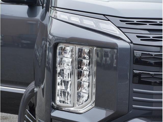 デリカD:5 シャモニー ALPINE BIG-X/ETC/電動サイドステップ非装着車/8人乗り/バックカメラ/パワーシート/純正ホイール/CHAMONIX(18枚目)