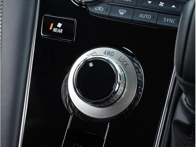 デリカD:5 シャモニー ALPINE BIG-X/ETC/電動サイドステップ非装着車/8人乗り/バックカメラ/パワーシート/純正ホイール/CHAMONIX(53枚目)