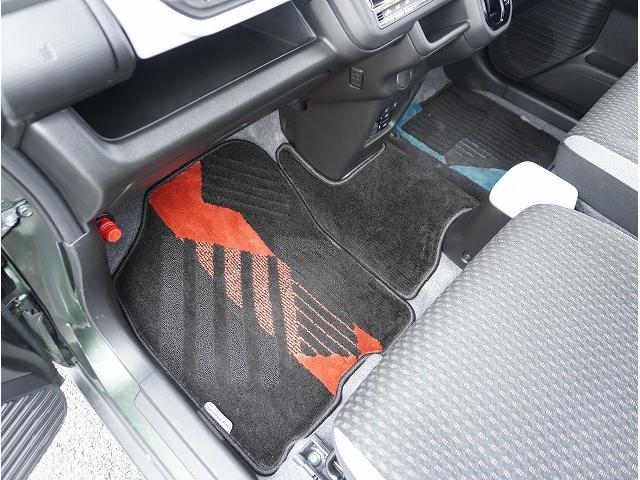 ハスラー ハイブリッドＸ　８インチサイバーナビ／ＥＴＣ／バックカメラ／ドラレコ／ＤＥＡＮＣＲＯＳＳＣＯＵＮＴＲＹ１４インチ／スズキオリジナルベースキャリア／シートヒーター／安全装備／クルーズコントロール／ＬＥＤヘッドランプ／（57枚目）