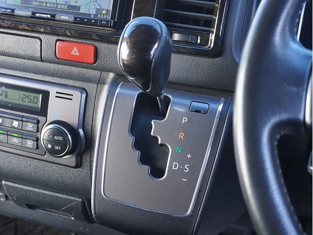 ハイエースバン スーパーGL ダークプライムII ESSEX ENCM-16インチアルミ フロントスポイラーver4 サイドライナー リアライナー 2インチローダウン カロッツェリア7インチ楽ナビ ETC ドライブレコーダー(48枚目)