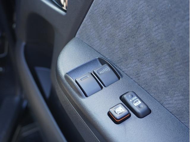 ハイエースワゴン GL BIG-Xシンプルモデル 12.8フリップダウンモニター ETC デルタフォースOVAL16インチ MONSTAマッドウォーリアM/T CLSバンパーパネル コーナーレンズカバー FLEXテール(34枚目)