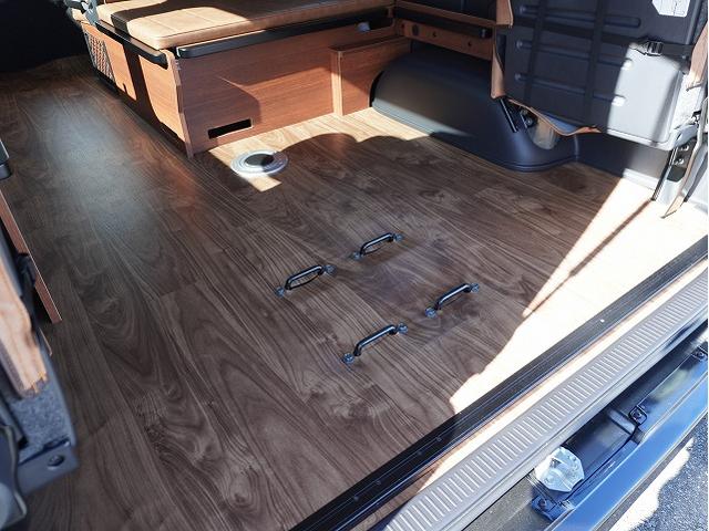 ハイエースワゴン GL BIG-Xシンプルモデル 12.8フリップダウンモニター ETC デルタフォースOVAL16インチ MONSTAマッドウォーリアM/T CLSバンパーパネル コーナーレンズカバー FLEXテール(68枚目)