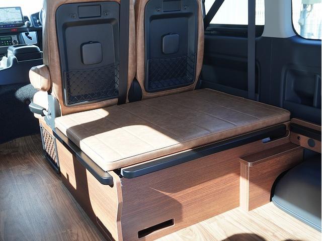 ハイエースワゴン GL BIG-Xシンプルモデル 12.8フリップダウンモニター ETC デルタフォースOVAL16インチ MONSTAマッドウォーリアM/T CLSバンパーパネル コーナーレンズカバー FLEXテール(69枚目)