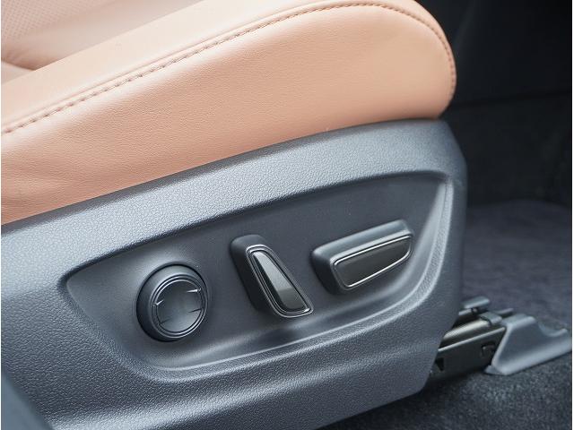 クラウンスポーツ Ｚ　モデリスタフルエアロ／パノラマルーフ／内装色サンドブラウン／デジタルインナーミラー／１２．３型ディスプレイオーディオｐｌｕｓ／トヨタチームメイト／トヨタプレミアムサウンドシステム／寒冷地仕様（36枚目）