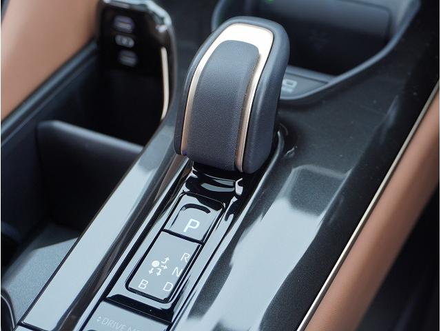 クラウンスポーツ Ｚ　モデリスタフルエアロ／パノラマルーフ／内装色サンドブラウン／デジタルインナーミラー／１２．３型ディスプレイオーディオｐｌｕｓ／トヨタチームメイト／トヨタプレミアムサウンドシステム／寒冷地仕様（57枚目）