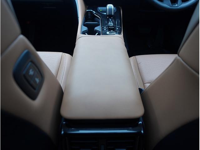 クラウンスポーツ Ｚ　モデリスタフルエアロ／パノラマルーフ／内装色サンドブラウン／デジタルインナーミラー／１２．３型ディスプレイオーディオｐｌｕｓ／トヨタチームメイト／トヨタプレミアムサウンドシステム／寒冷地仕様（62枚目）