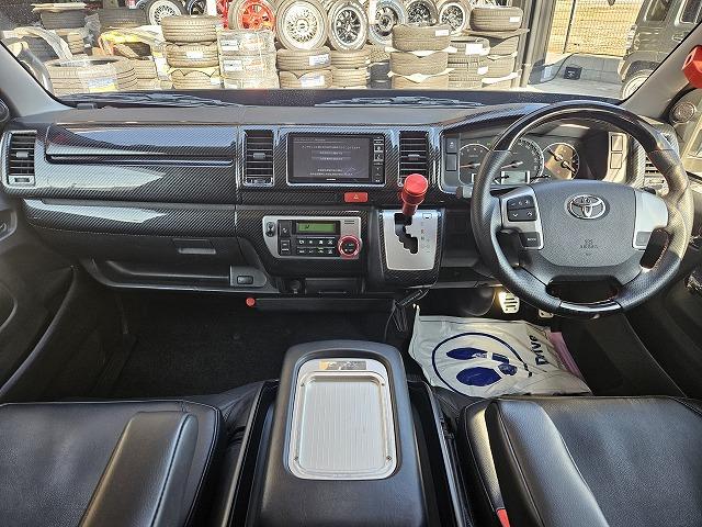 レジアスエースバン スーパーＧＬ　ダークプライム　ＡＬＰＩＮＥ７インチナビ／ＷＯＲＫ１８インチアルミホイール／ドライブレコーダー／ＢＲＩＤＥシート／ＥＴＣ／シートカバーＡＬＰＩＮＥ１０．１型フリップダウンモニター／シートカバー／ディーゼル車（48枚目）