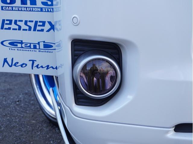 ハイエースバン スーパーＧＬ　５０ＴＨ　アニバーサリーリミテッド　ＡＬＰＩＮＥ　ＢＩＧ－Ｘ／フリップベッドキット／ドライブレコーダー／ＰＩＶＯＴオートクルーズ付スロコン／フロントスピーカー交換／ＥＳＳＥＸ１９インチアルミホイール／クワトログリル／フルエアロ（18枚目）