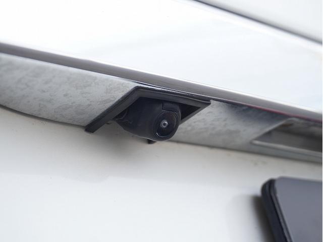 ハイエースバン スーパーＧＬ　５０ＴＨ　アニバーサリーリミテッド　ＡＬＰＩＮＥ　ＢＩＧ－Ｘ／フリップベッドキット／ドライブレコーダー／ＰＩＶＯＴオートクルーズ付スロコン／フロントスピーカー交換／ＥＳＳＥＸ１９インチアルミホイール／クワトログリル／フルエアロ（30枚目）