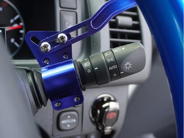 ハイエースバン スーパーＧＬ　５０ＴＨ　アニバーサリーリミテッド　ＡＬＰＩＮＥ　ＢＩＧ－Ｘ／フリップベッドキット／ドライブレコーダー／ＰＩＶＯＴオートクルーズ付スロコン／フロントスピーカー交換／ＥＳＳＥＸ１９インチアルミホイール／クワトログリル／フルエアロ（52枚目）