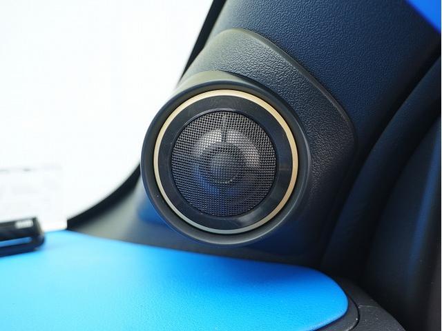 ハイエースバン スーパーＧＬ　５０ＴＨ　アニバーサリーリミテッド　ＡＬＰＩＮＥ　ＢＩＧ－Ｘ／フリップベッドキット／ドライブレコーダー／ＰＩＶＯＴオートクルーズ付スロコン／フロントスピーカー交換／ＥＳＳＥＸ１９インチアルミホイール／クワトログリル／フルエアロ（62枚目）