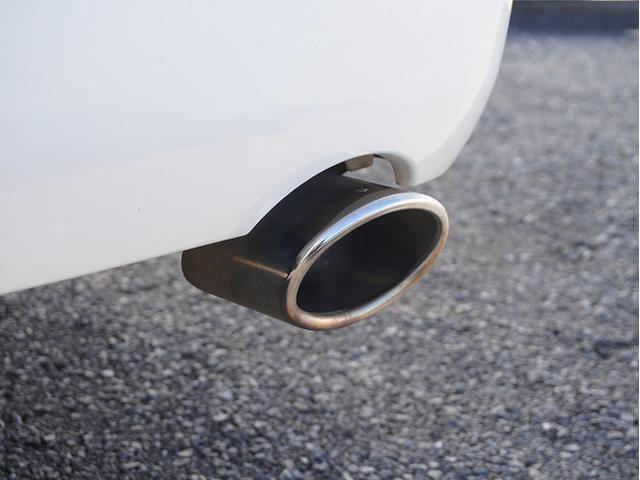 ハイエースバン スーパーＧＬ　ダークプライムＩＩ　７人乗り架装／キャプテンシート／ＡＬＰＩＮＥ　ＢＩＧ－Ｘ／ＡＬＰＩＮＥ　１２．８型フリップダウンモニター／ＥＳＳＥＸクワトログリル／コンフォートリーフ（改造申請済み）／ＲＥＣＡＲＯシート／社外デジミラ（32枚目）