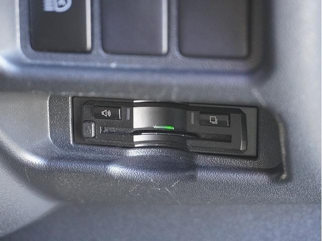 ハイエースバン スーパーＧＬ　ダークプライムＩＩ　７人乗り架装／キャプテンシート／ＡＬＰＩＮＥ　ＢＩＧ－Ｘ／ＡＬＰＩＮＥ　１２．８型フリップダウンモニター／ＥＳＳＥＸクワトログリル／コンフォートリーフ（改造申請済み）／ＲＥＣＡＲＯシート／社外デジミラ（37枚目）