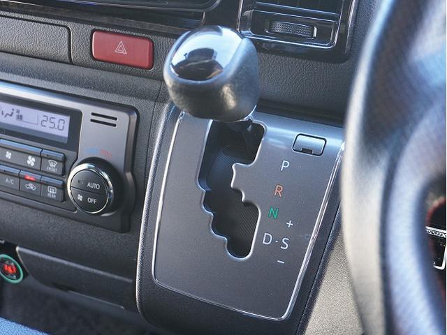 ハイエースバン スーパーＧＬ　ダークプライムＩＩ　７人乗り架装／キャプテンシート／ＡＬＰＩＮＥ　ＢＩＧ－Ｘ／ＡＬＰＩＮＥ　１２．８型フリップダウンモニター／ＥＳＳＥＸクワトログリル／コンフォートリーフ（改造申請済み）／ＲＥＣＡＲＯシート／社外デジミラ（51枚目）