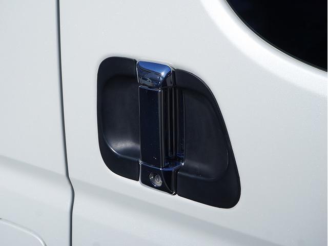 ハイエースバン スーパーＧＬ　ダークプライムＩＩ　ＡＬＰＩＮＥ　ＢＩＧ－Ｘ／カスタムベッドキット（ウレタン無し）／フロアフローリング／シートカバー／エンジンルームカバー／ドライブレコーダー／ＥＴＣ（32枚目）