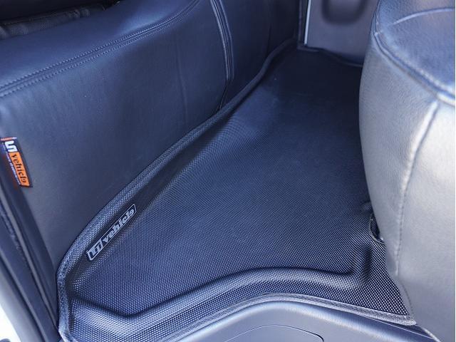 ハイエースバン スーパーＧＬ　ダークプライムＩＩ　ＡＬＰＩＮＥ　ＢＩＧ－Ｘ／カスタムベッドキット（ウレタン無し）／フロアフローリング／シートカバー／エンジンルームカバー／ドライブレコーダー／ＥＴＣ（69枚目）