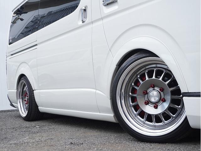 ハイエースバン スーパーＧＬ　ダークプライムＩＩ　ＢＩＧ－Ｘ／フリップダウンモニター／ドラレコ／ＥＴＣ／ＥＳＳＥＸアルミホイール／ＥＳＳＥＸフルエアロ／ベッドキット（ウレタン無し）／フロアフローリング／エンジンルームカバー／フロアマット／シートカバー（14枚目）