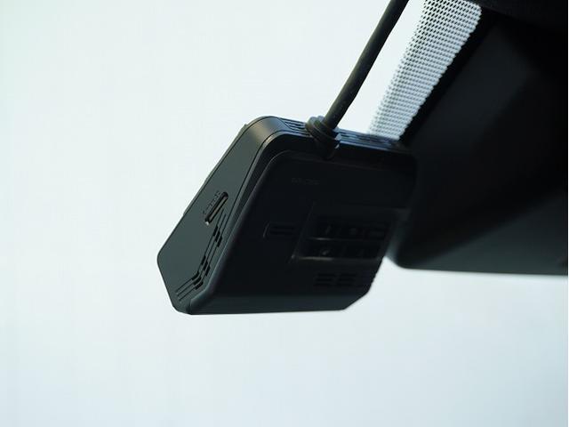 ハイエースバン スーパーＧＬ　ダークプライムＩＩ　ＢＩＧ－Ｘ／フリップダウンモニター／ドラレコ／ＥＴＣ／ＥＳＳＥＸアルミホイール／ＥＳＳＥＸフルエアロ／ベッドキット（ウレタン無し）／フロアフローリング／エンジンルームカバー／フロアマット／シートカバー（64枚目）