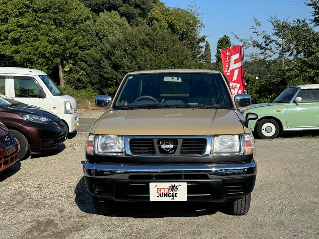 ダットサントラック キングキャブAX(3枚目)