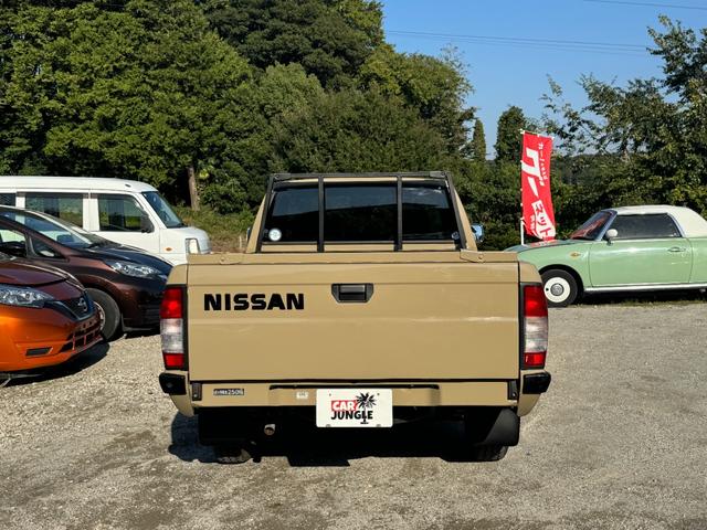 ダットサントラック キングキャブAX(7枚目)