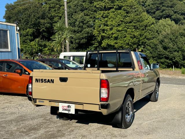 ダットサントラック キングキャブAX(25枚目)