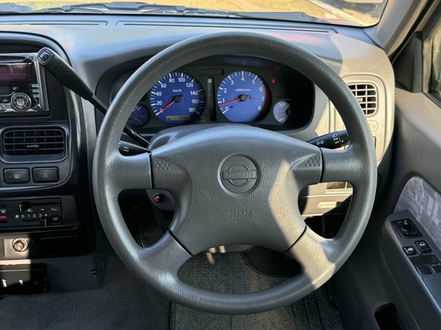 ダットサントラック キングキャブAX(28枚目)