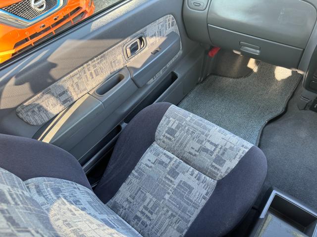 ダットサントラック キングキャブAX(30枚目)