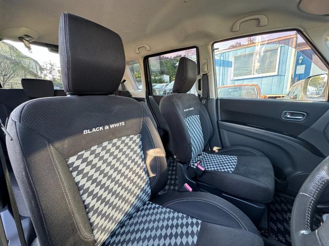 ソリオ ブラック＆ホワイトＩＩ　１４４６１１ＫＭ／シートヒーター／ＣＤ／ＤＶＤ／ＥＴＣ／ＡＵＸ／フルセグＴＶ／バックカメラ／両側電動スライドドア／プッシュスタート（20枚目）