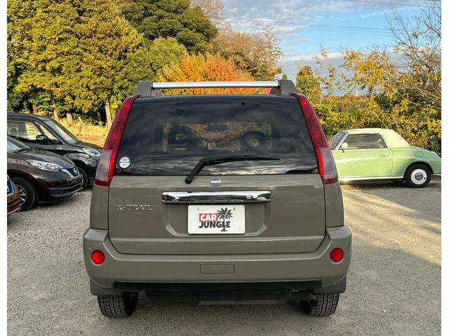 エクストレイル Ｓｔｔ　１５１８８６ＫＭ／ＥＴＣ／ＣＤ／ＤＶＤ／ＢＬＵＥＴＯＯＴＨ／レザーシート／フルセグＴＶ／４ＷＤ／ルーフレール／シートヒーター／社外アルミ／１６インチ（4枚目）