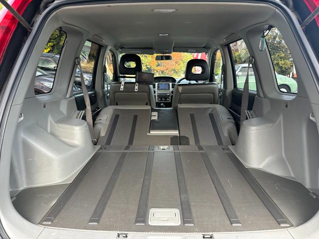 エクストレイル Ｓｔｔ　１５１８８６ＫＭ／ＥＴＣ／ＣＤ／ＤＶＤ／ＢＬＵＥＴＯＯＴＨ／レザーシート／フルセグＴＶ／４ＷＤ／ルーフレール／シートヒーター／社外アルミ／１６インチ（29枚目）