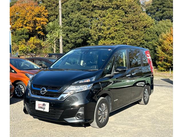 セレナ e-パワー XV 両側電動スライドドア/ウォークスルー/レザーシート/ドラレコ/デジタルインナーミラー/シートヒーター/110944KM/スペアキー(5枚目)