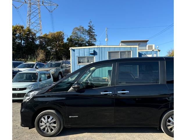 セレナ e-パワー XV 両側電動スライドドア/ウォークスルー/レザーシート/ドラレコ/デジタルインナーミラー/シートヒーター/110944KM/スペアキー(13枚目)