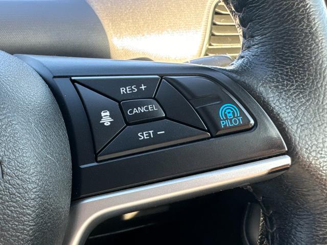 セレナ e-パワー XV 両側電動スライドドア/ウォークスルー/レザーシート/ドラレコ/デジタルインナーミラー/シートヒーター/110944KM/スペアキー(36枚目)