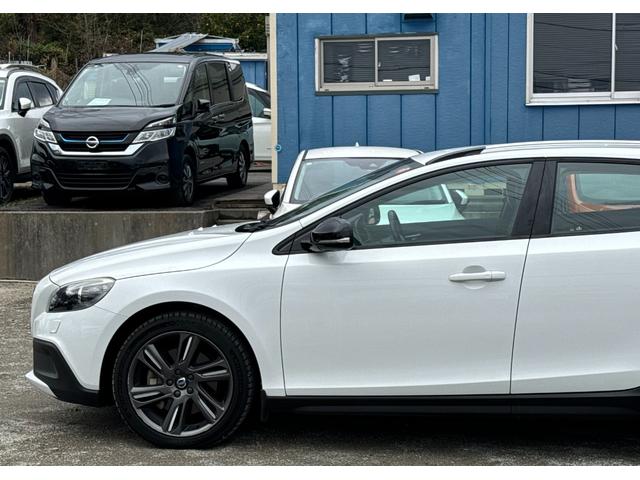 Ｖ４０ クロスカントリー　Ｔ５　ＡＷＤ　ＳＥ（10枚目）