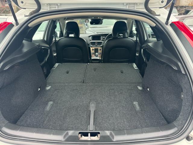 Ｖ４０ クロスカントリー　Ｔ５　ＡＷＤ　ＳＥ（29枚目）