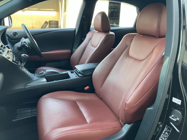 ＲＸ ＲＸ３５０　Ｆスポーツ　赤革シート／禁煙／純正ナビ／パワーシート／シートヒーター／パドルシフト／クルコン／フルセグＴＶ／走行中視聴可／ＢＴ／シートヒーター／ＬＥＤライト／１００Ｖ電源有／スペアキー有／ＥＴＣ２．０／（37枚目）