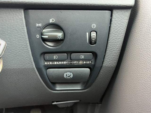 ＸＣ９０ ベースグレード　黒革シート／パワーシート／／シートヒーター／純正１９ＡＷ／クルーズコントロール／禁煙車／ＨＩＤライト／ＥＴＣ（39枚目）