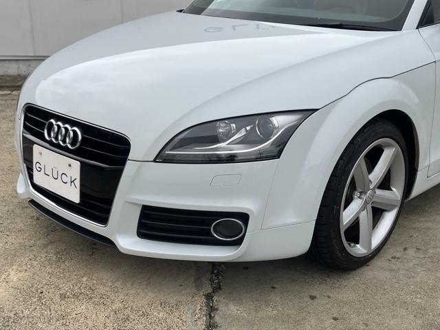 ＴＴクーペ １．８ＴＦＳＩ　禁煙車／赤革レザーシート／シートヒーター／ＨＤＤナビ／ＴＶ／バックカメラ／Ｂｌｕｅｔｏｏｔｈ接続／パドルシフト／（2枚目）